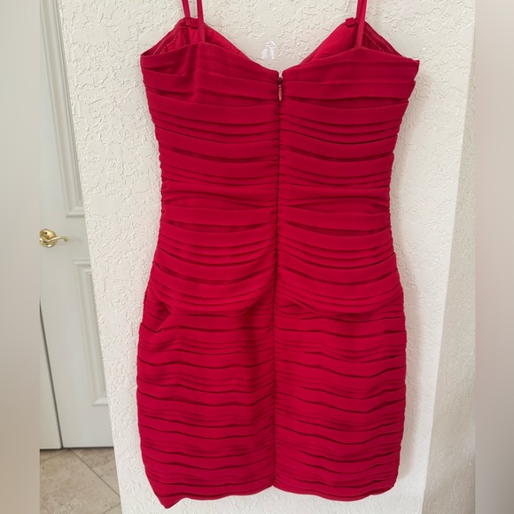 BCBG MAXAZRIA dress size 6 - Picture 2 of 7